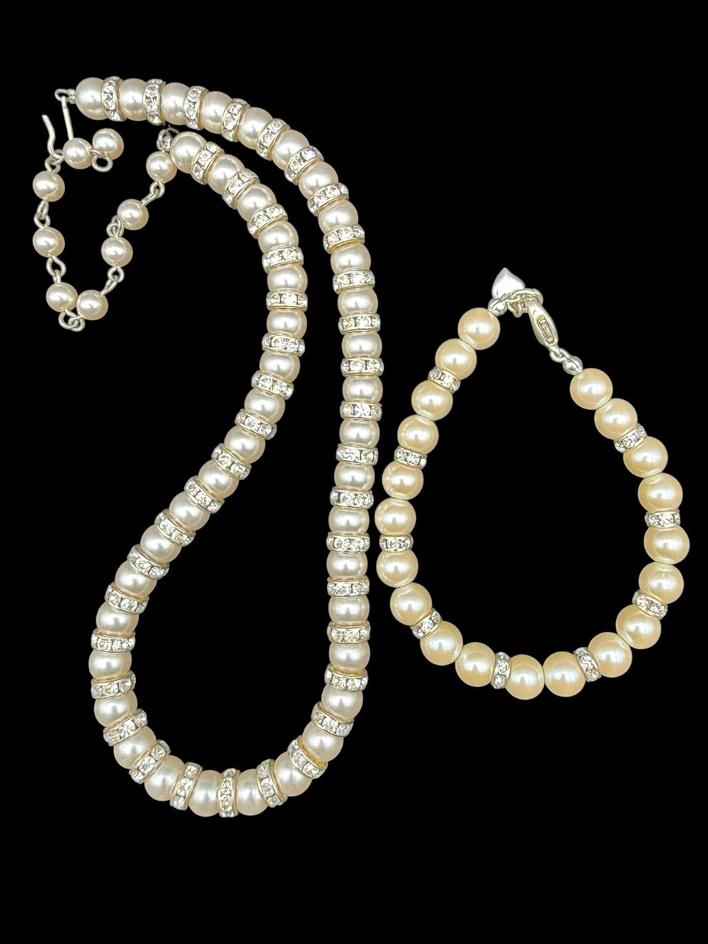 VTG NIB Carolee Faux Pearl & Rhinestone Strand Necklace Bracelet Set